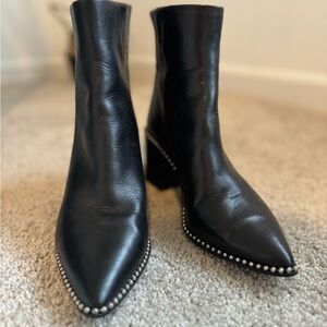 Leather Steve Madden boots!